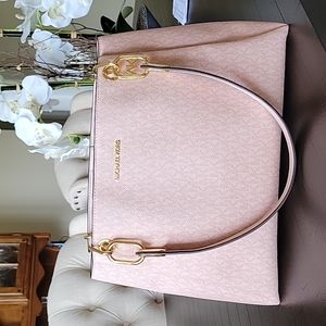 Michael Kors Pink Trisha Shoulderbag